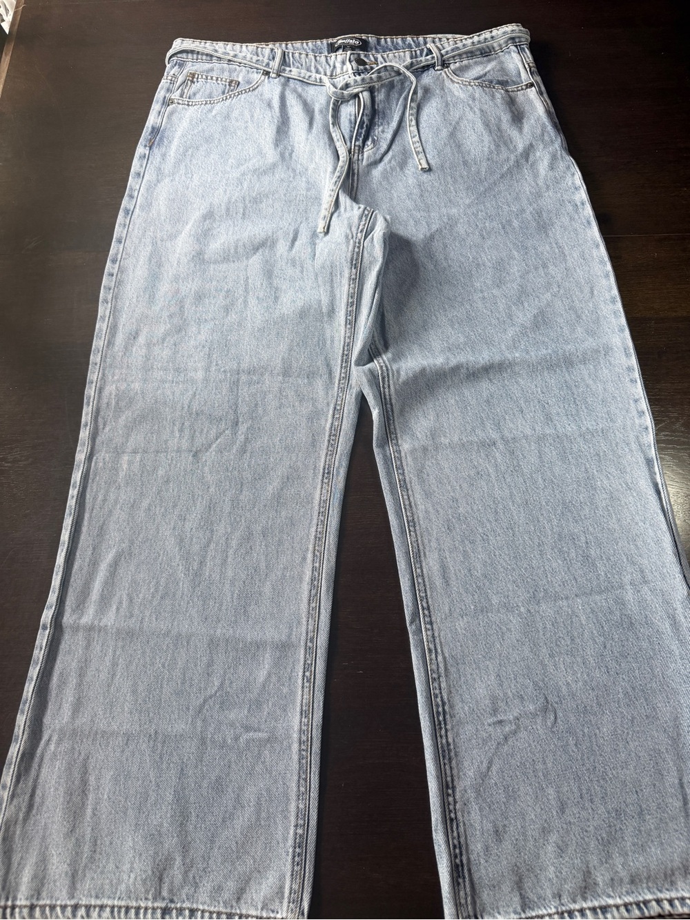 NWT Buffalo David Bitton Belted Wide Leg Jeans 14 Light Wash Denim
